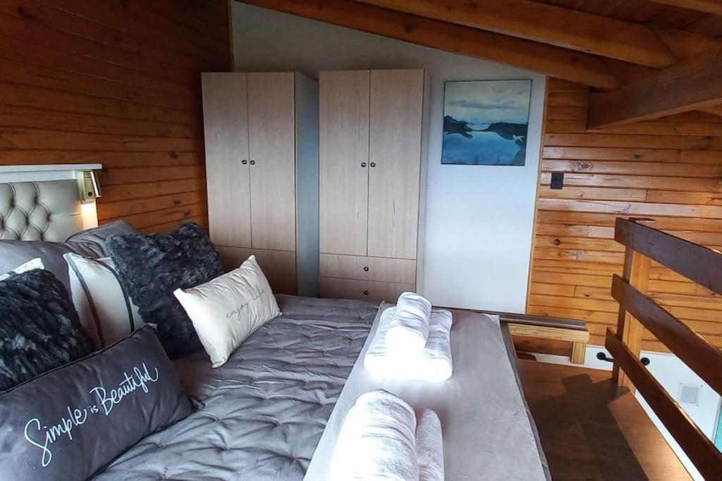 Сasa de vacaciones De Montana En Cerro Otto Con Increible Vista Al San Carlos de Bariloche
